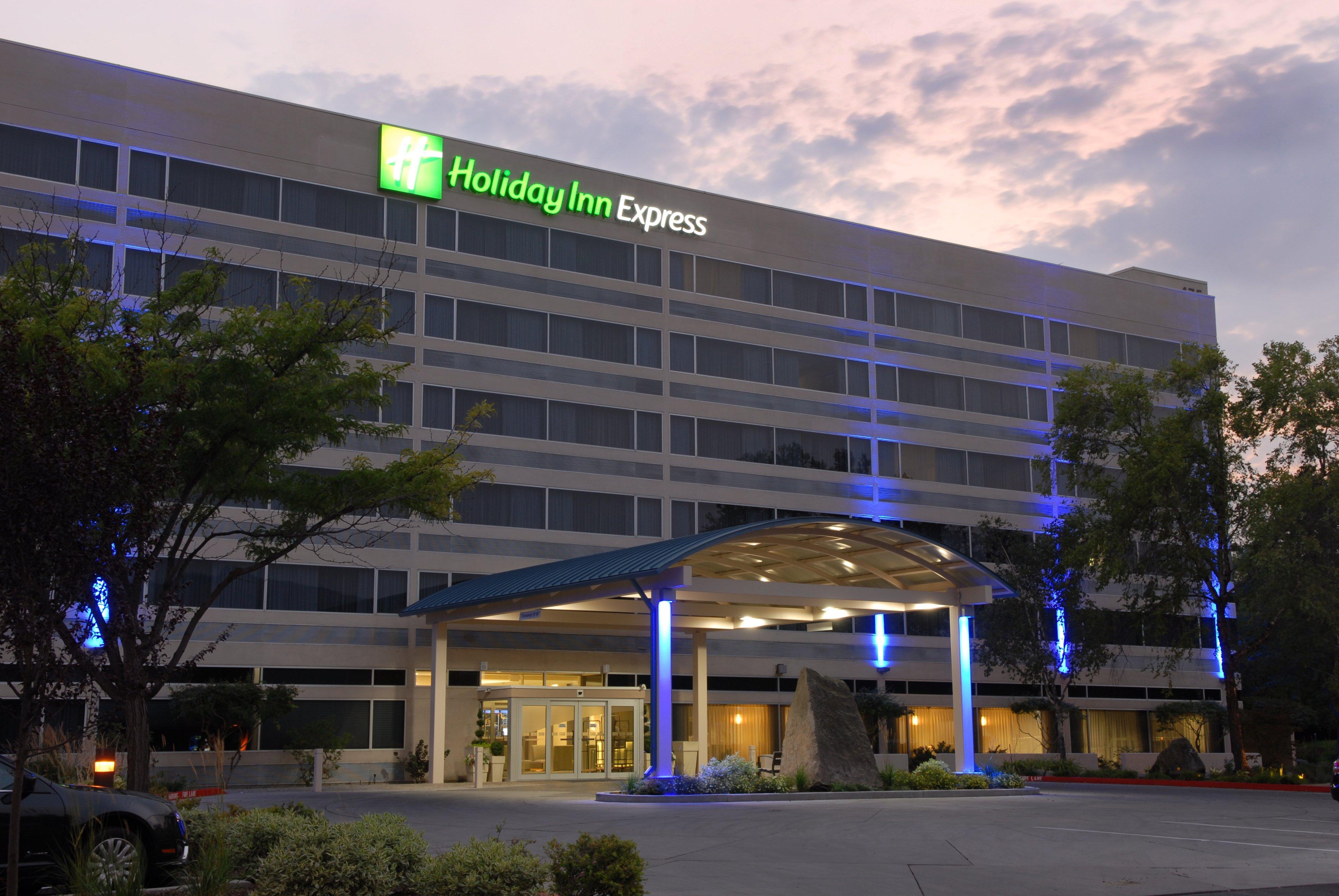 Holiday Inn Express Boise Downtown By Ihg Экстерьер фото